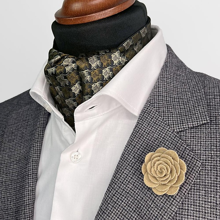 cravat Fish Birds bronze