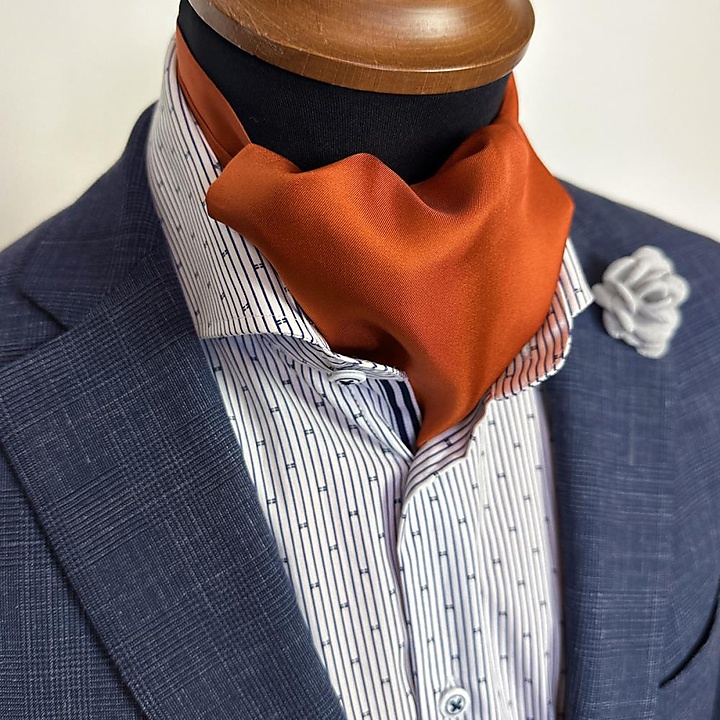 Cravat Rusty