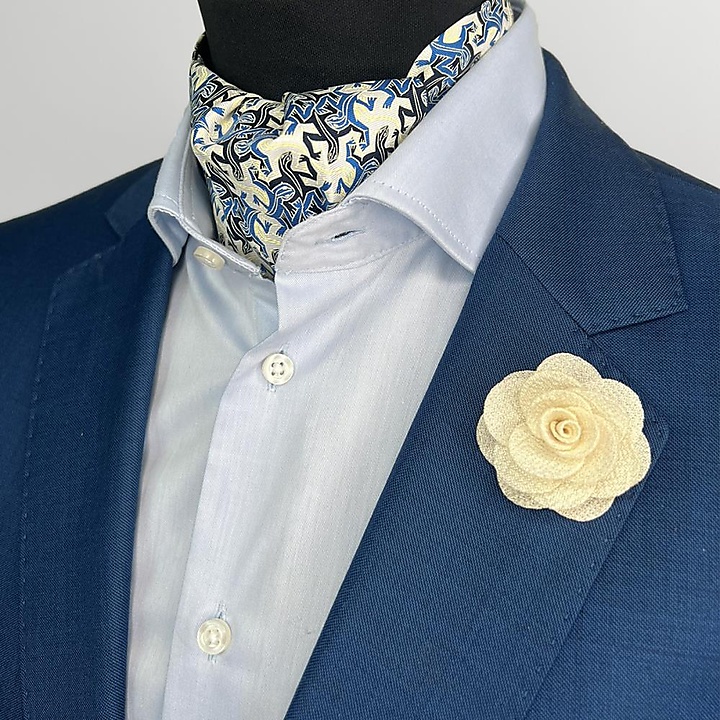 cravat Salamander blue
