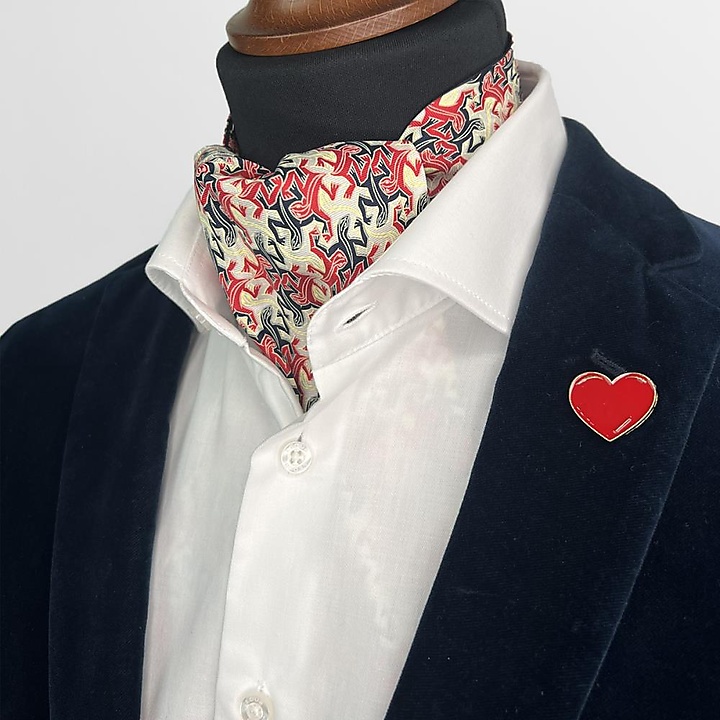 cravat Salamander red