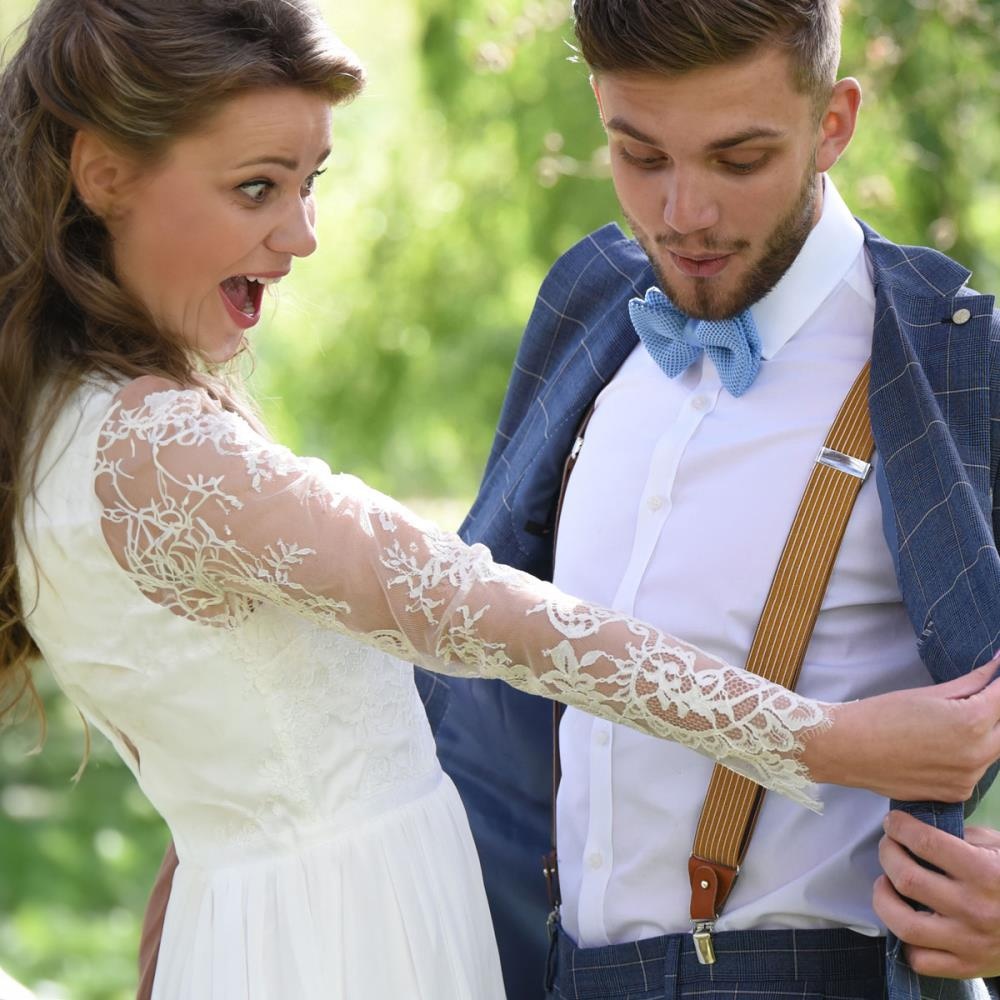 knitted bow tie light blue - 4