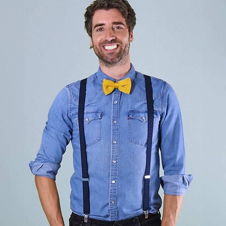 knitted bow tie ochre