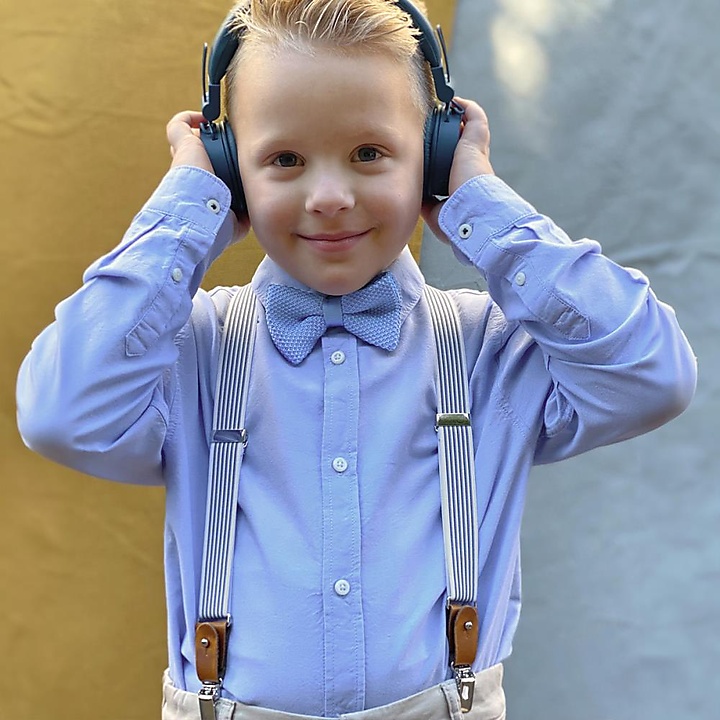 knitted kids bow tie light blue