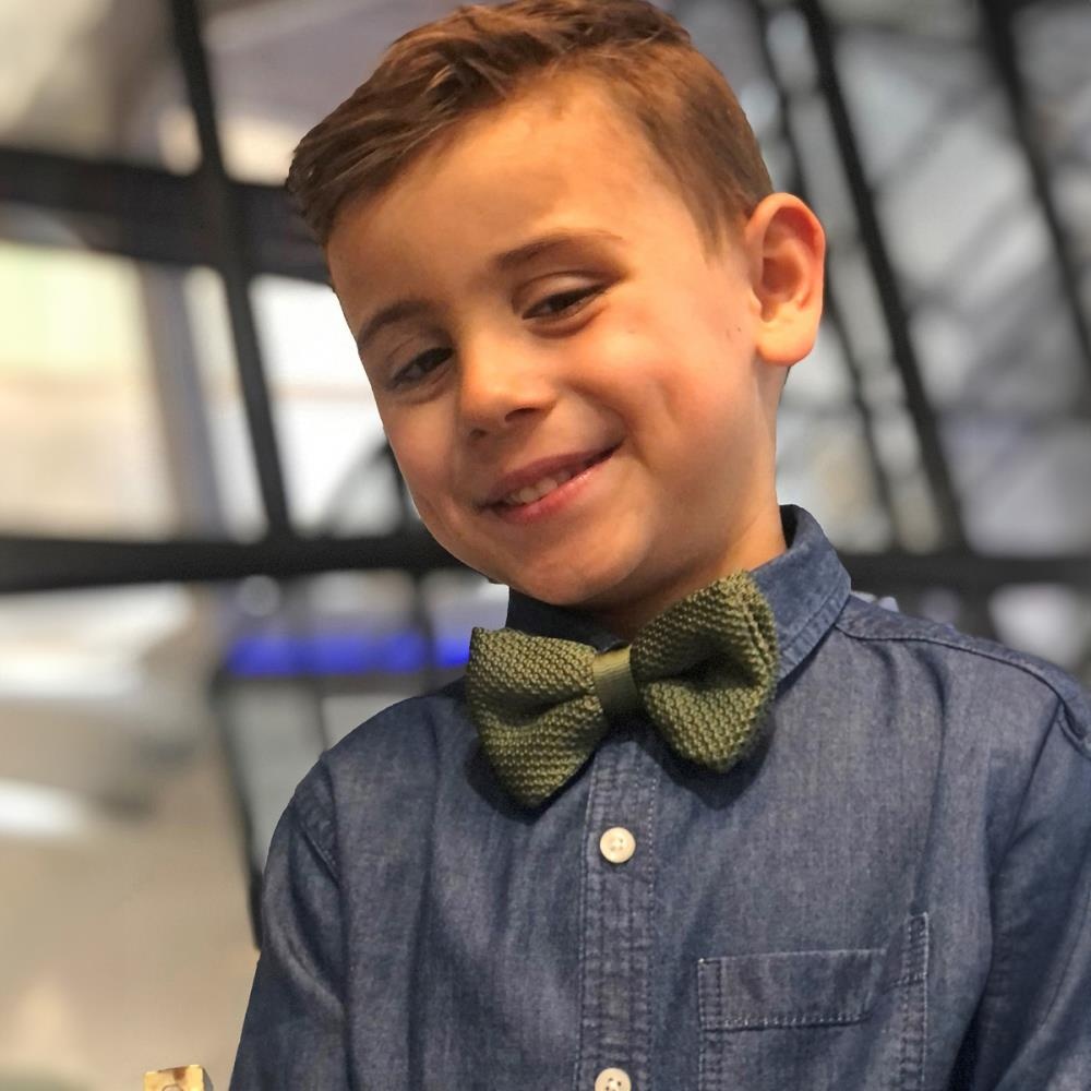 knitted kids bow tie moss green - 1