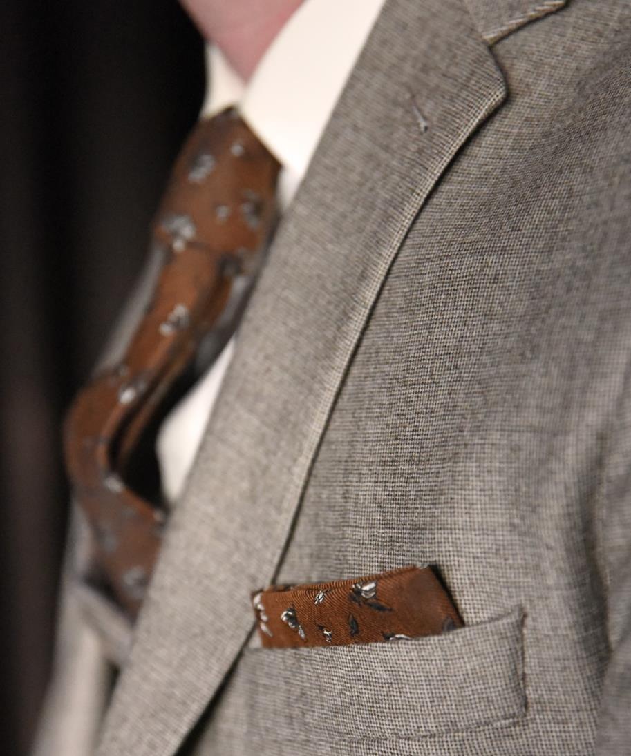 pocket square Flower Finesse Brown - 3