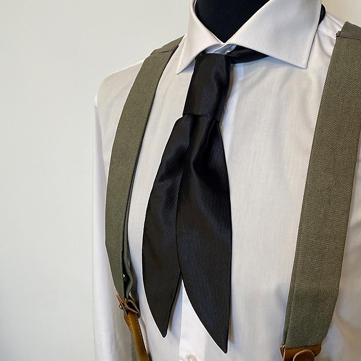 Service tie black repp